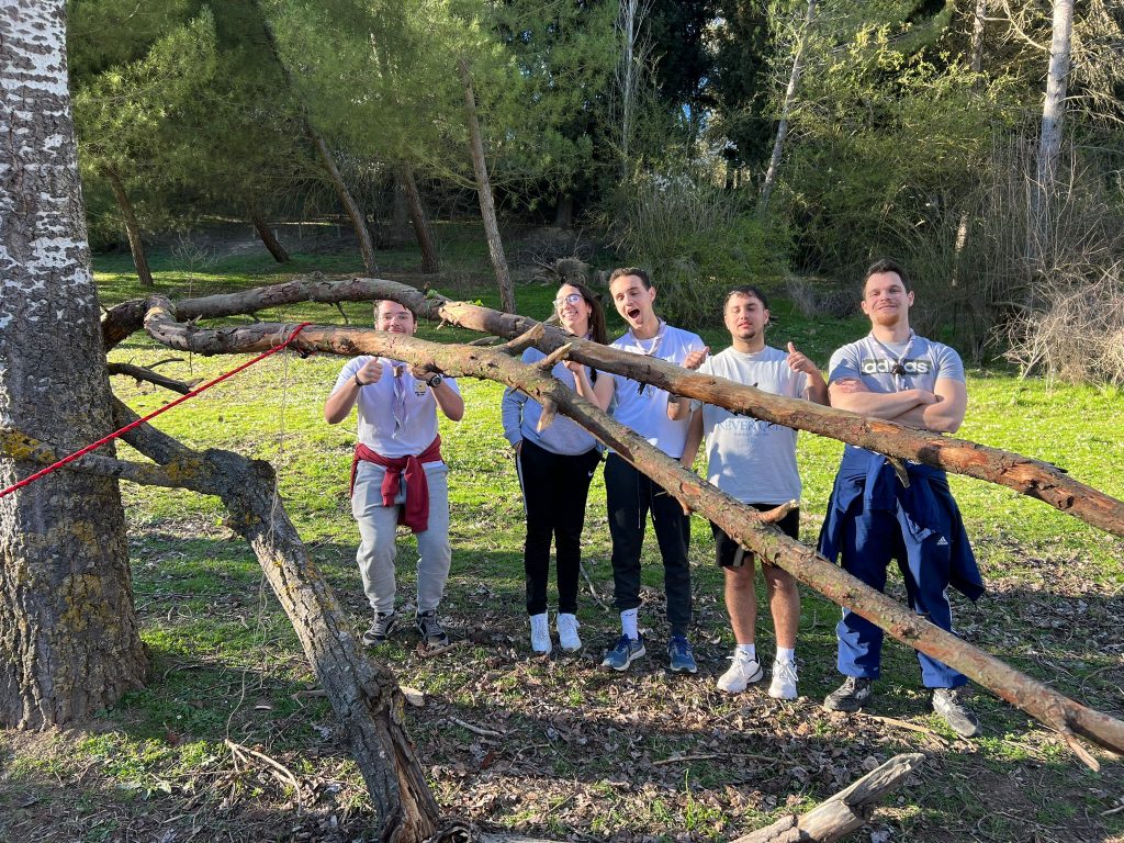 ACTIVIDAD DE MONITORES